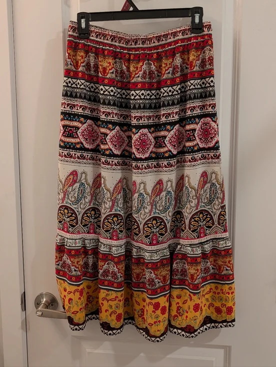 Christian Siriano Boho Elastic Waist Maxi Skirt - Picture 2 of 5